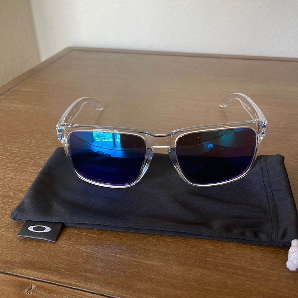 OAKLEY HOLBROOK XL SUNGLASSES Prizm Sapphire Polarized Lenses,
